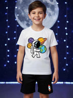 Planet Hug Astronaut
