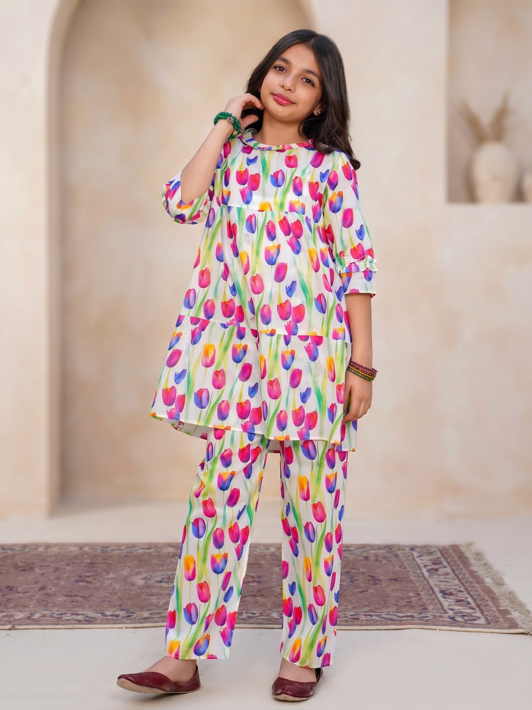 Floral Bloom Multi-Color Tulip 2-Piece Cotton Set